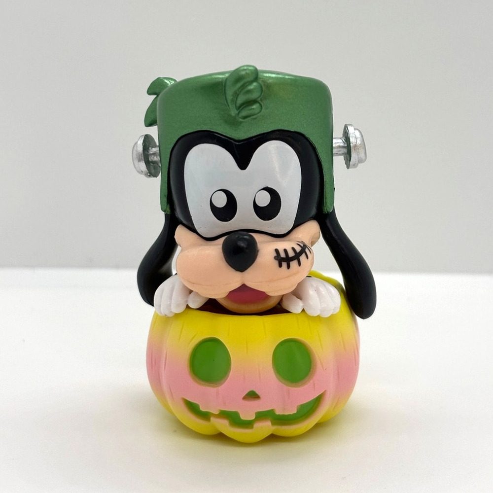 Disney x Cosbi Mickey & Friends LTD Pumpkin Goofy Frankenstein Mini Figure, New